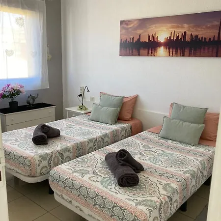 Bougainville Costa Del Silencio 아로나